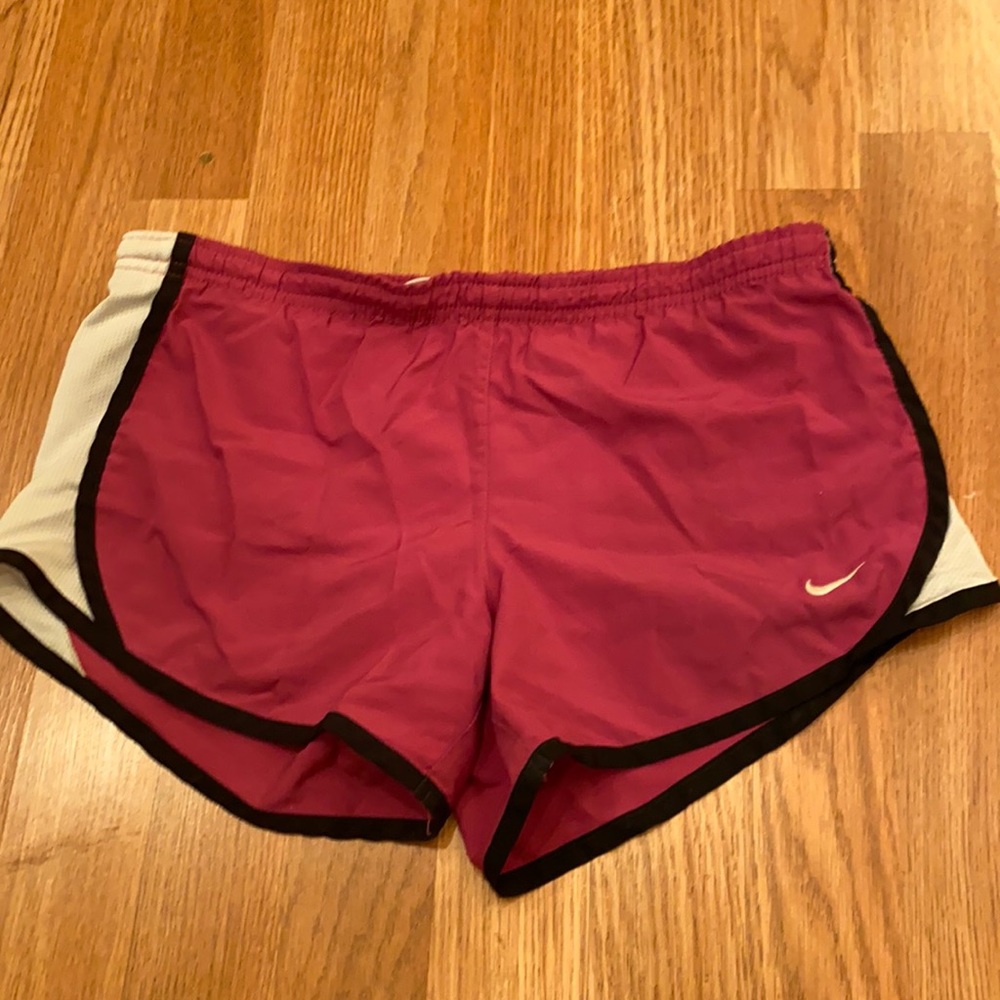 Nike Dri-Fit Girls Medium Shorts